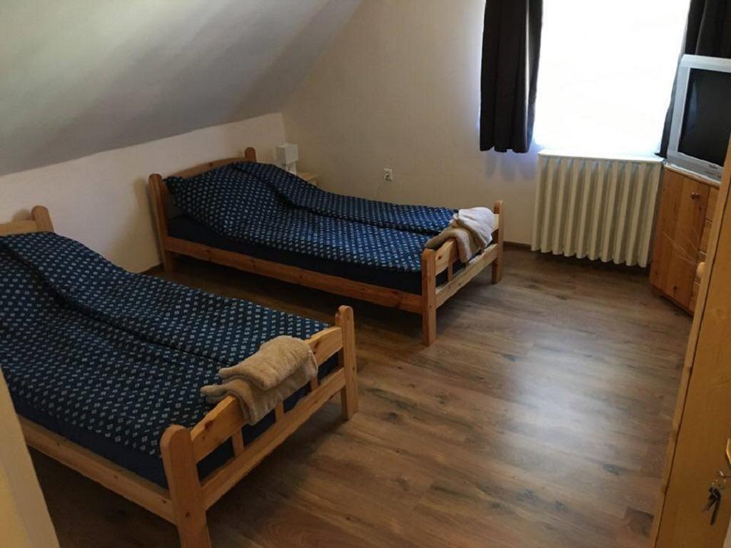 Fitt Maganszallashely Sásd Exterior photo